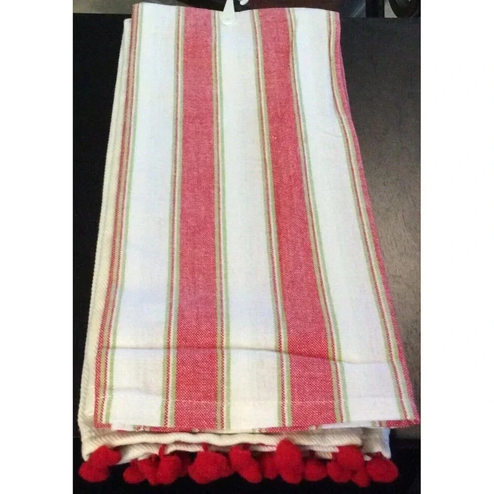 Costal Christmas Set Of 2 Kitchen Towels Pink Flamingo Skating Holiday NEW‎